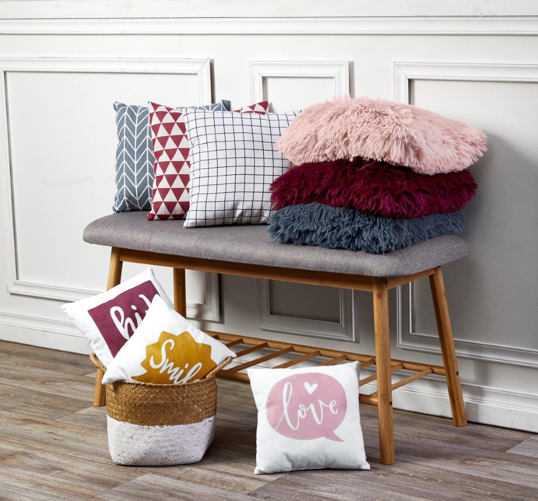 KiK poduszki rozne kolory i wzory wymiary 30 30 cm oraz 24 24 cm cena 899